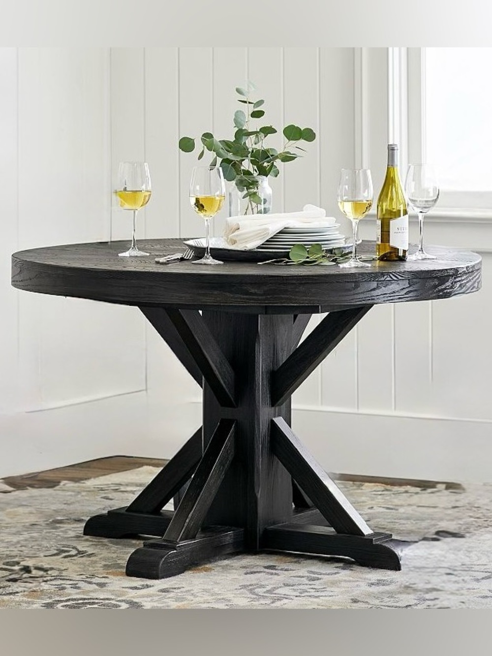 Pottery Barn Black Round/Oval Dining Table, 4 Chairs. Extendable Table 48-72”